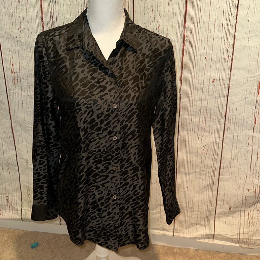 Equipment blouse